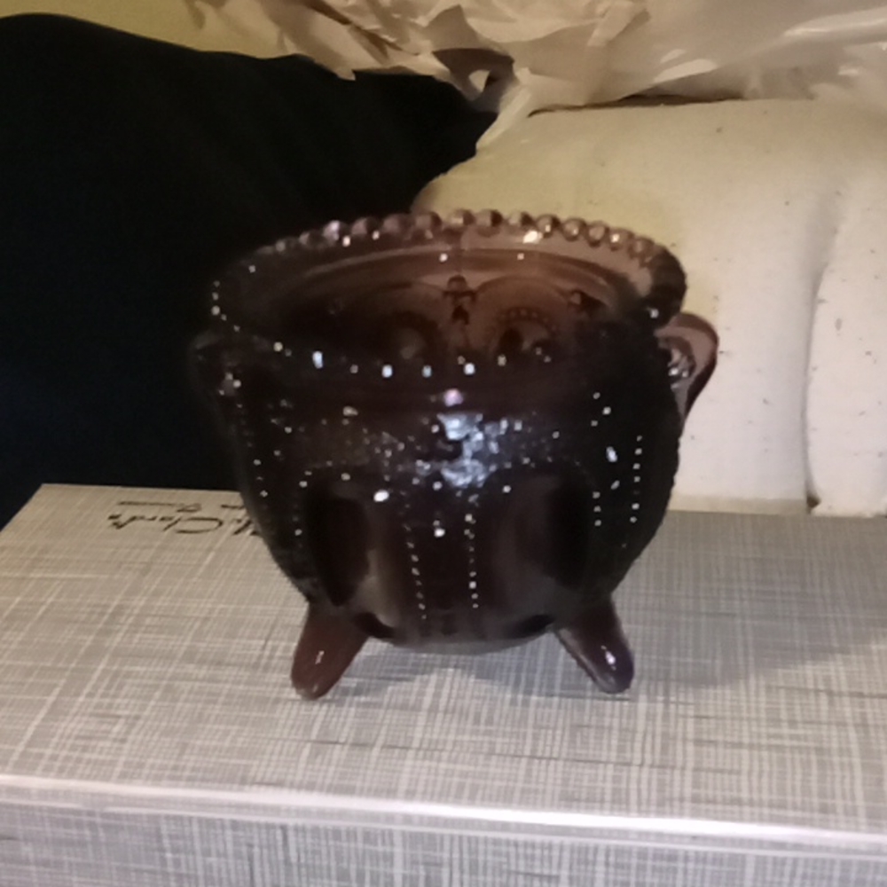 Vintage MCM footed purple stag glass toothpick holder pot cauldron art glass